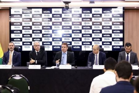 Governo combate preços abusivos de combustíveis