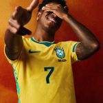 Nike lança camisa amarela da Seleção Brasileira para a Copa; veja fotos
