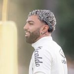 Gabigol ironiza decisão da arbitragem em Cruzeiro x Santos