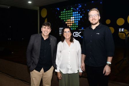 Emerson Appel, Gerente de Esportes e Relações Institucionais do CBC (esq.), Magic Paula e André Heller