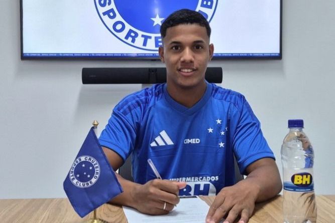 Cruzeiro firma contrato com atacante ex-Ponte Preta para equipe sub-20