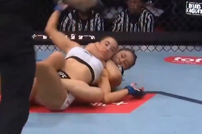 UFC Seattle: Alexa Grasso aplica nocaute impressionante em Maycee Barber