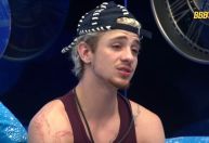 Ana Paula impede Juliano de apertar o botão de desistência do BBB 26