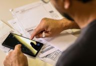 Inadimplência crônica atinge quatro em cada dez consumidores em Minas