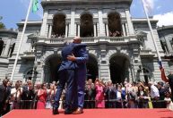 Zema se despede e Simões assume Minas em cerimônia no Palácio da Liberdade