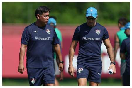 Zubeldía em treino do Fluminense