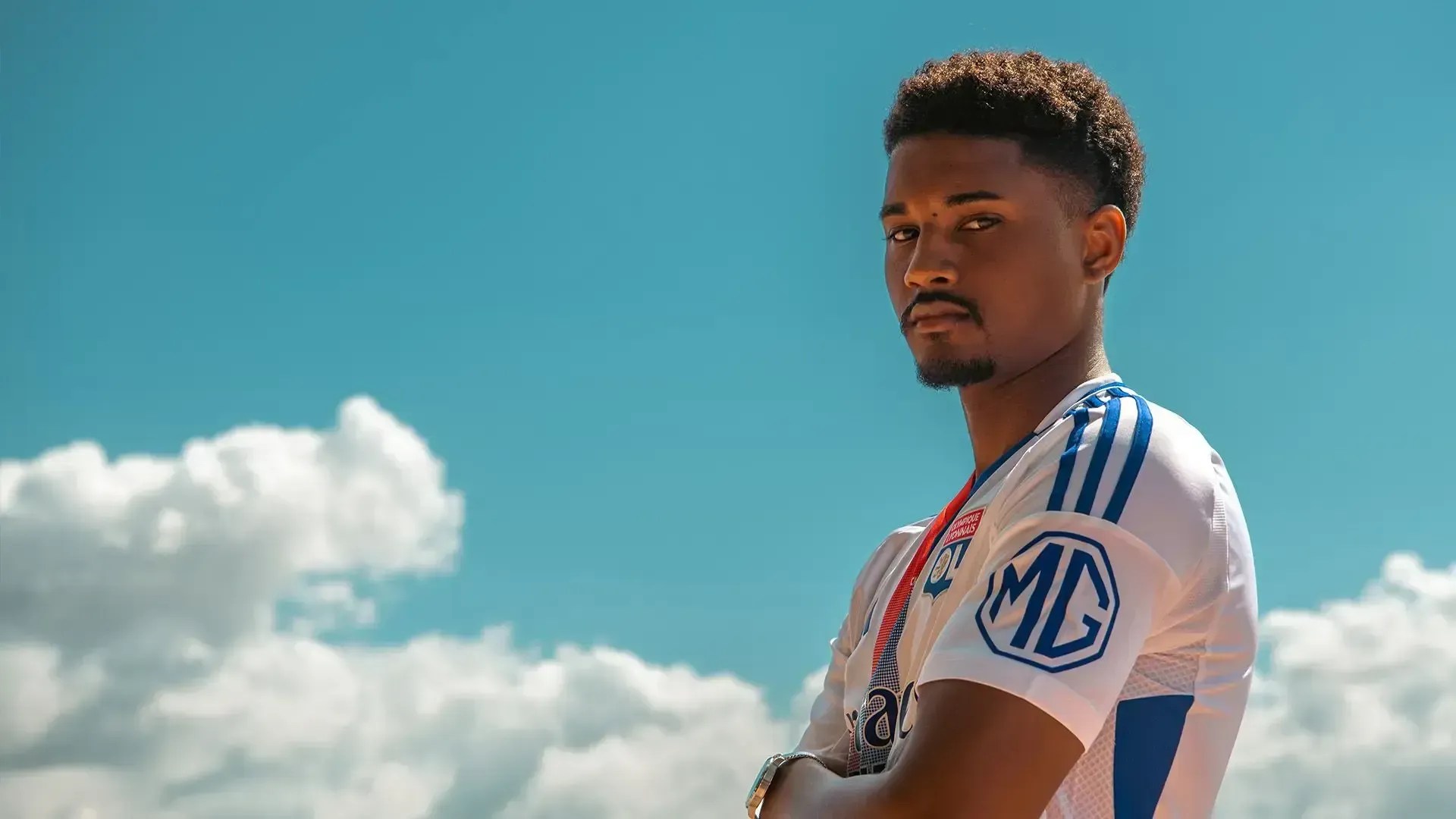 Quem é Abner, o lateral que John Textor comprou e a novidade na lista da Seleção