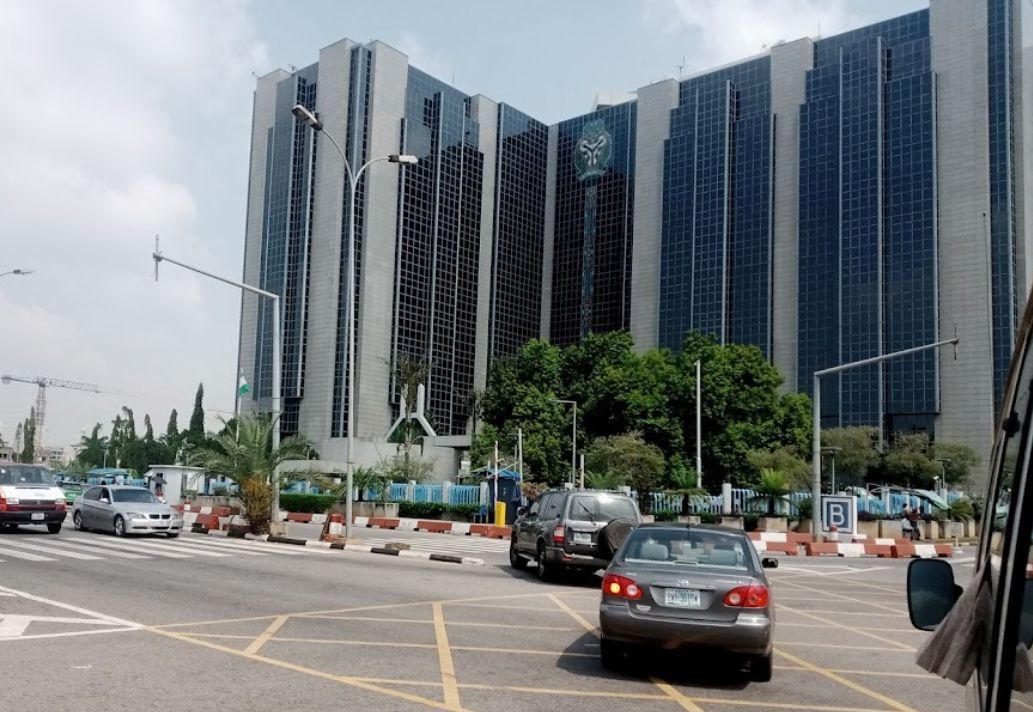 Nigéria pode condenar 29 adolescentes à morte por protesto contra a crise do custo de vida no país