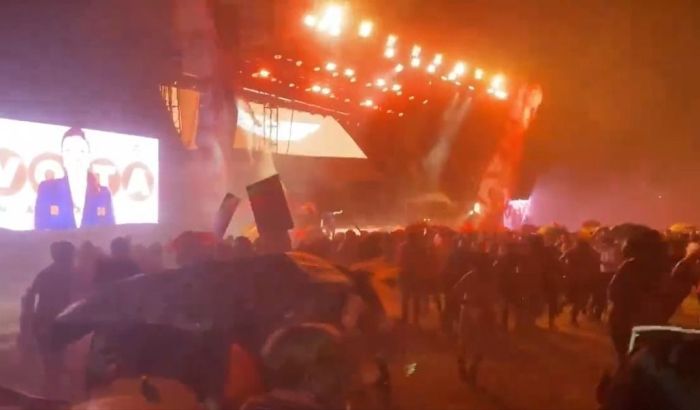 O candidato presidencial, confirmou que a ventania causou a queda do palco no evento na cidade de San Pedro Garza Garcia. O candidato presidencial, confirmou que a ventania causou a queda do palco no evento na cidade de San Pedro Garza Garcia.