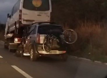 O feriado prolongado de Finados terminou com 29 mortos nas rodovias estaduais e federais de Minas, conforme balanço divulgado nesta terça-feira pelas polícias Militar Rodoviária e Rodoviária Federal.