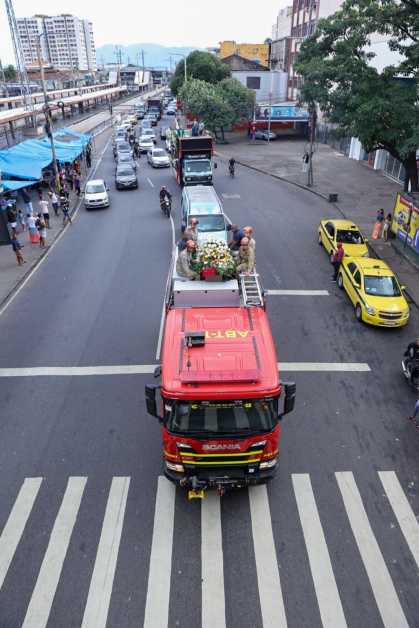 Arlindo Cruz é velado e enterrado no Rio