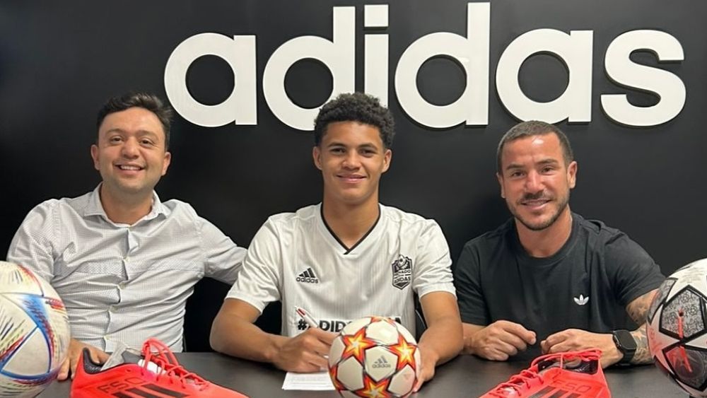 Vice-campeão brasileiro sub-20 pelo Cruzeiro, jogador assina contrato com a Adidas