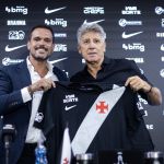 Diretor do Vasco surpreende ao falar sobre busca por treinador e acerto com Renato