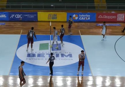 Lance de América Towers 90 x 100 Fluminense, pela Liga Ouro 2026