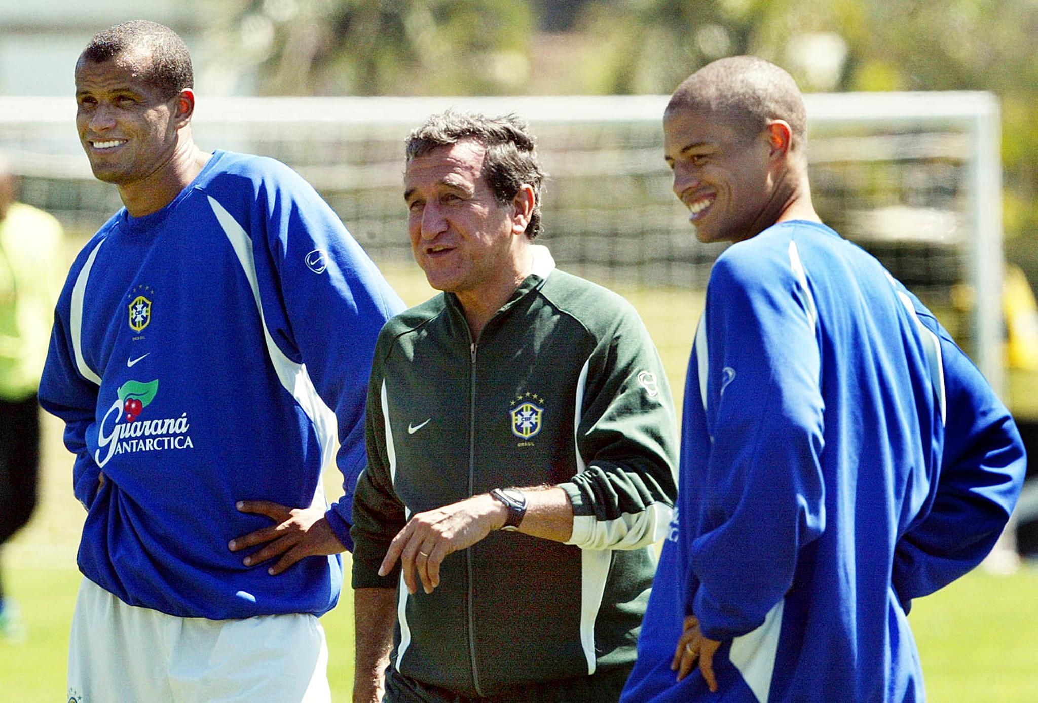 Zico elege ex-Cruzeiro como maior camisa 10 da Seleção depois de Pelé