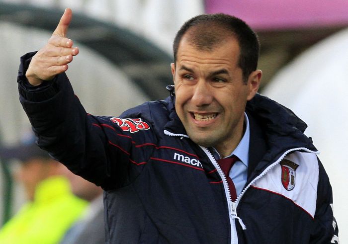 Leonardo Jardim dirigiu Leandro Salino no Camacha e no Braga (foto) Leonardo Jardim dirigiu Leandro Salino no Camacha e no Braga (foto)