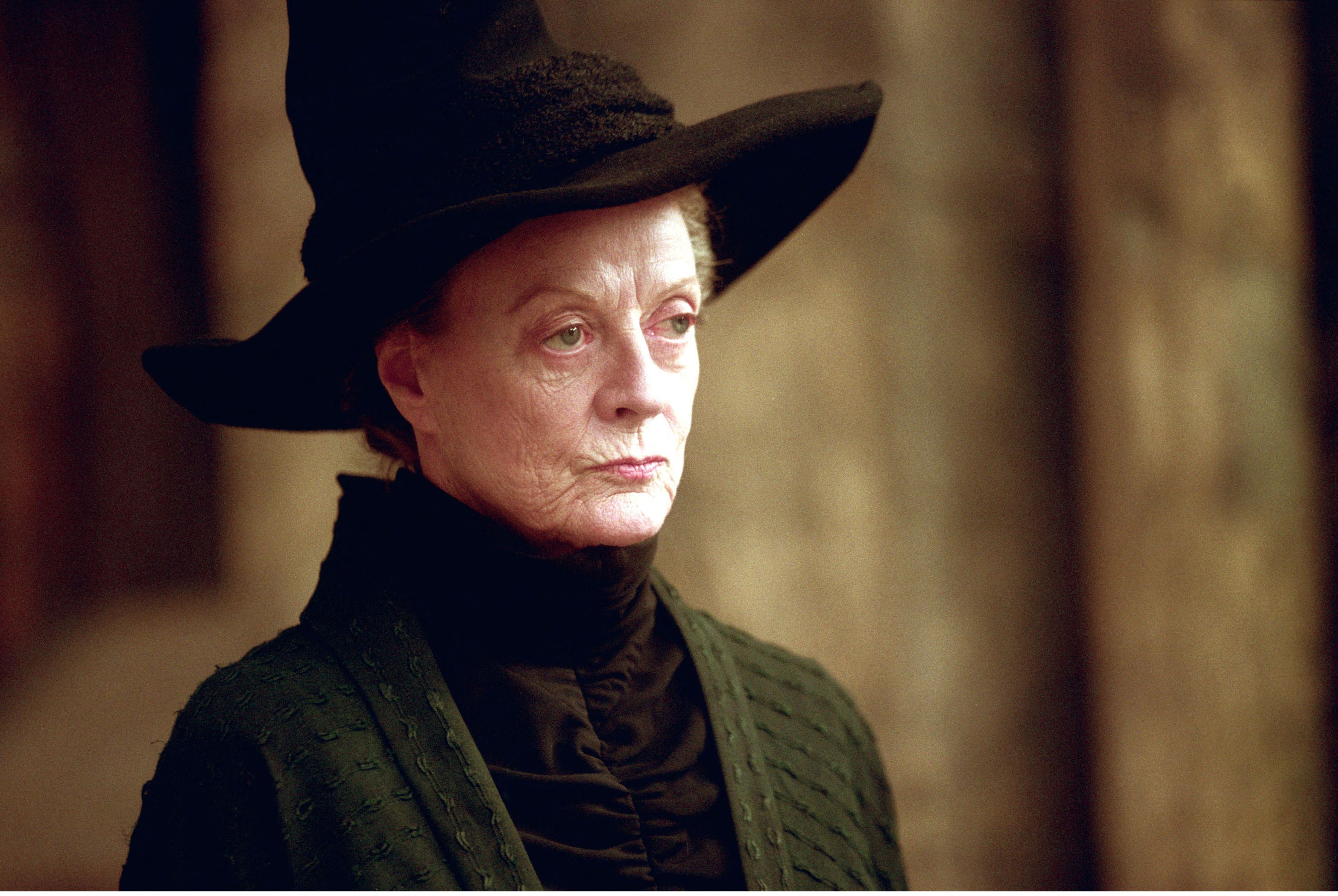Morre Maggie Smith, icônica atriz da saga Harry Potter, aos 89 anos