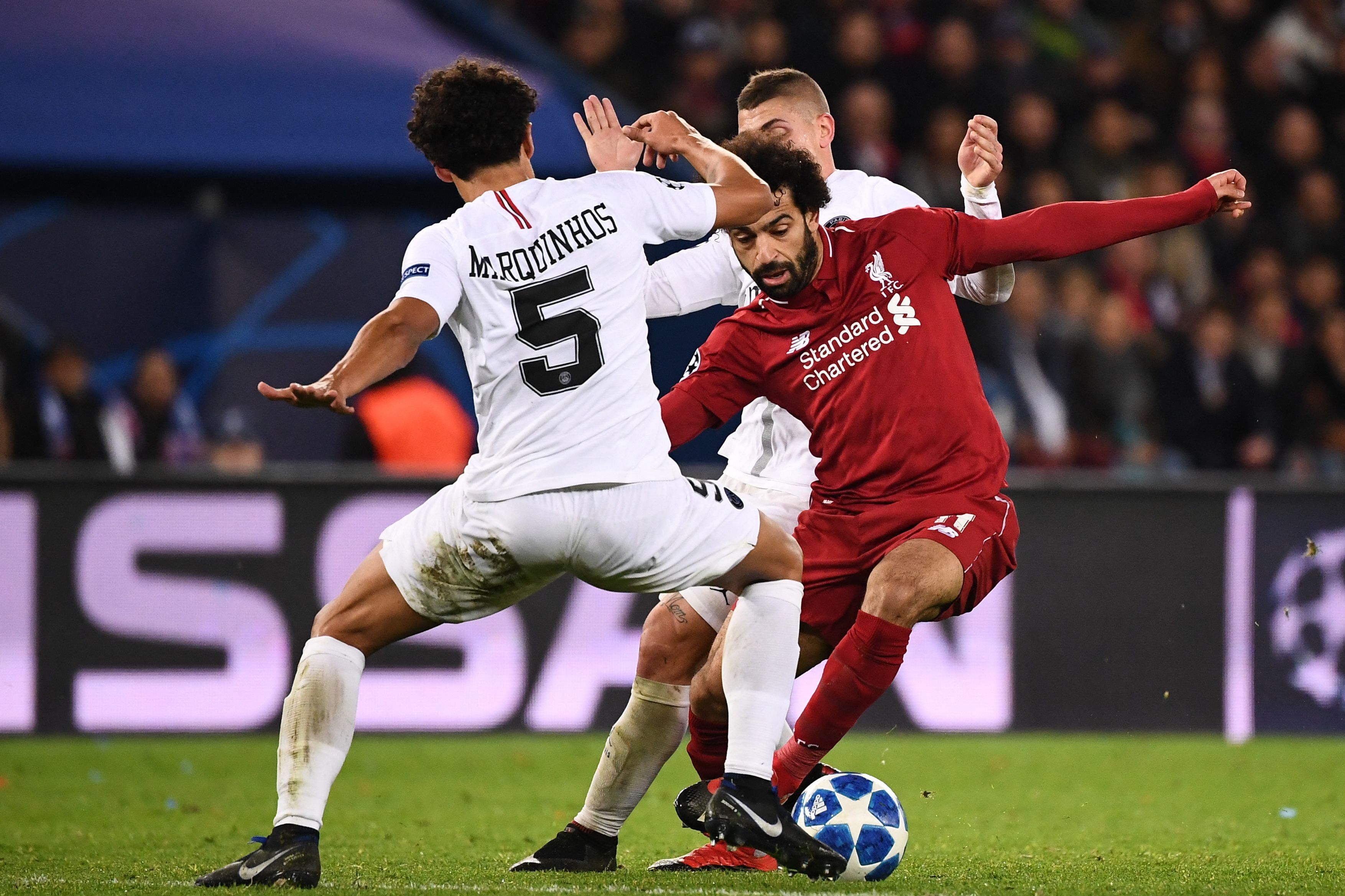 PSG estuda fazer proposta por astro de gigante de Premier League, diz jornal
