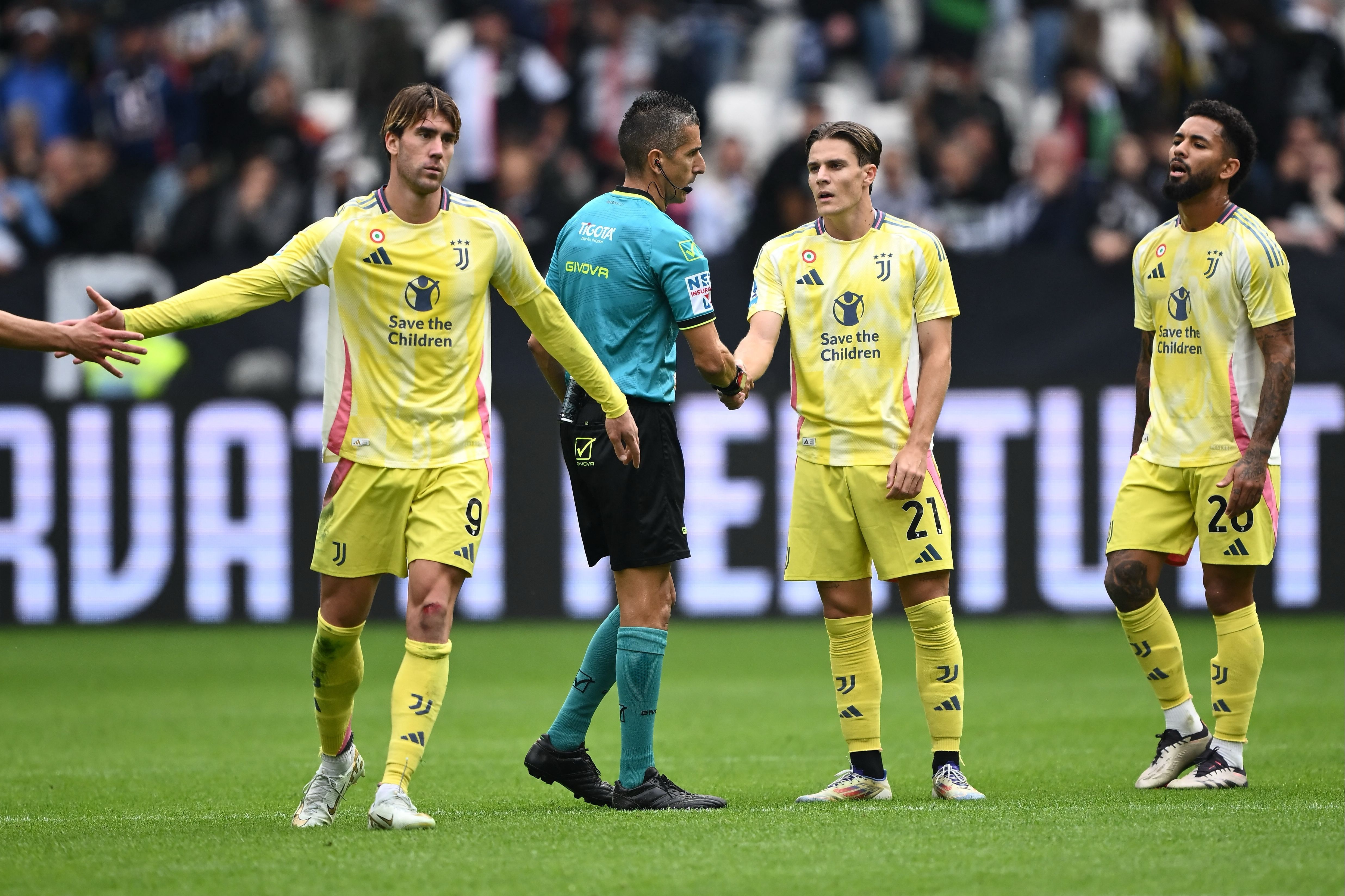 Juventus sofre gol no fim, empata com Cagliari e desperdiça chance no Italiano