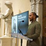Lewis Hamilton e LeBron James 'se juntam' em tradicional evento em Nova Iorque
