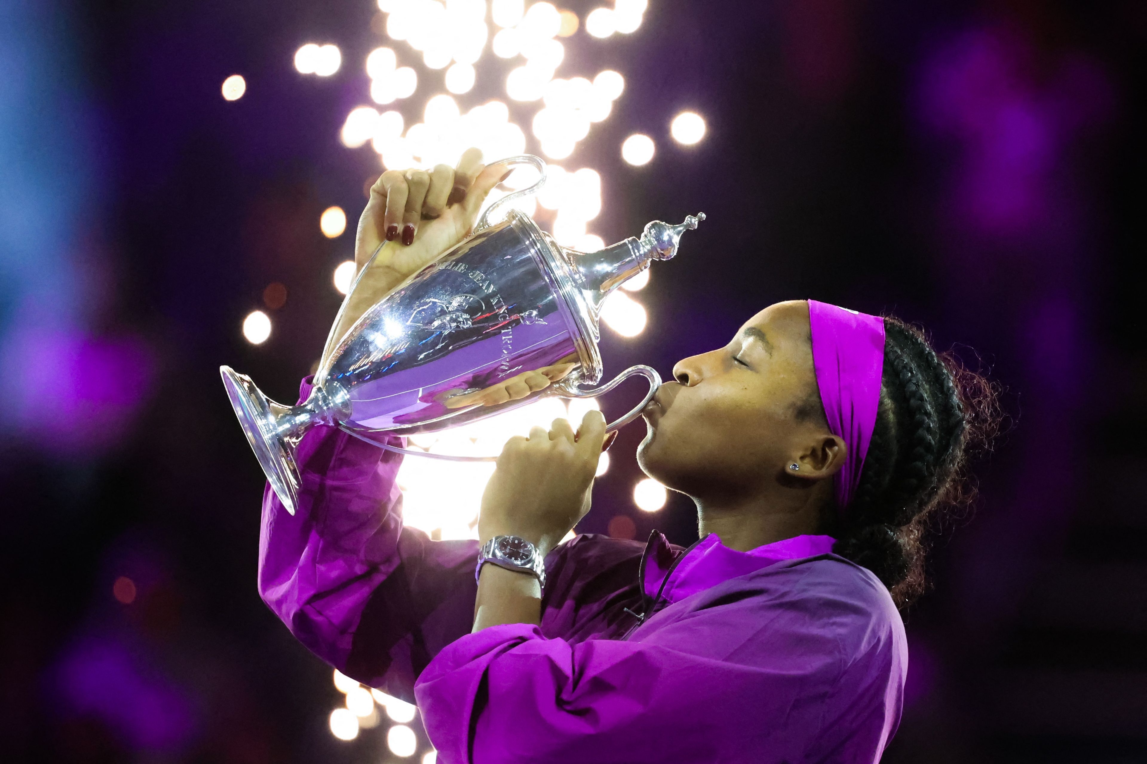 Gauff bate Zheng na final do WTA Finals e leva maior prêmio em dinheiro do tênis feminino