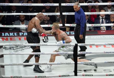 Fotos da luta entre Mike Tyson e Jake Paul