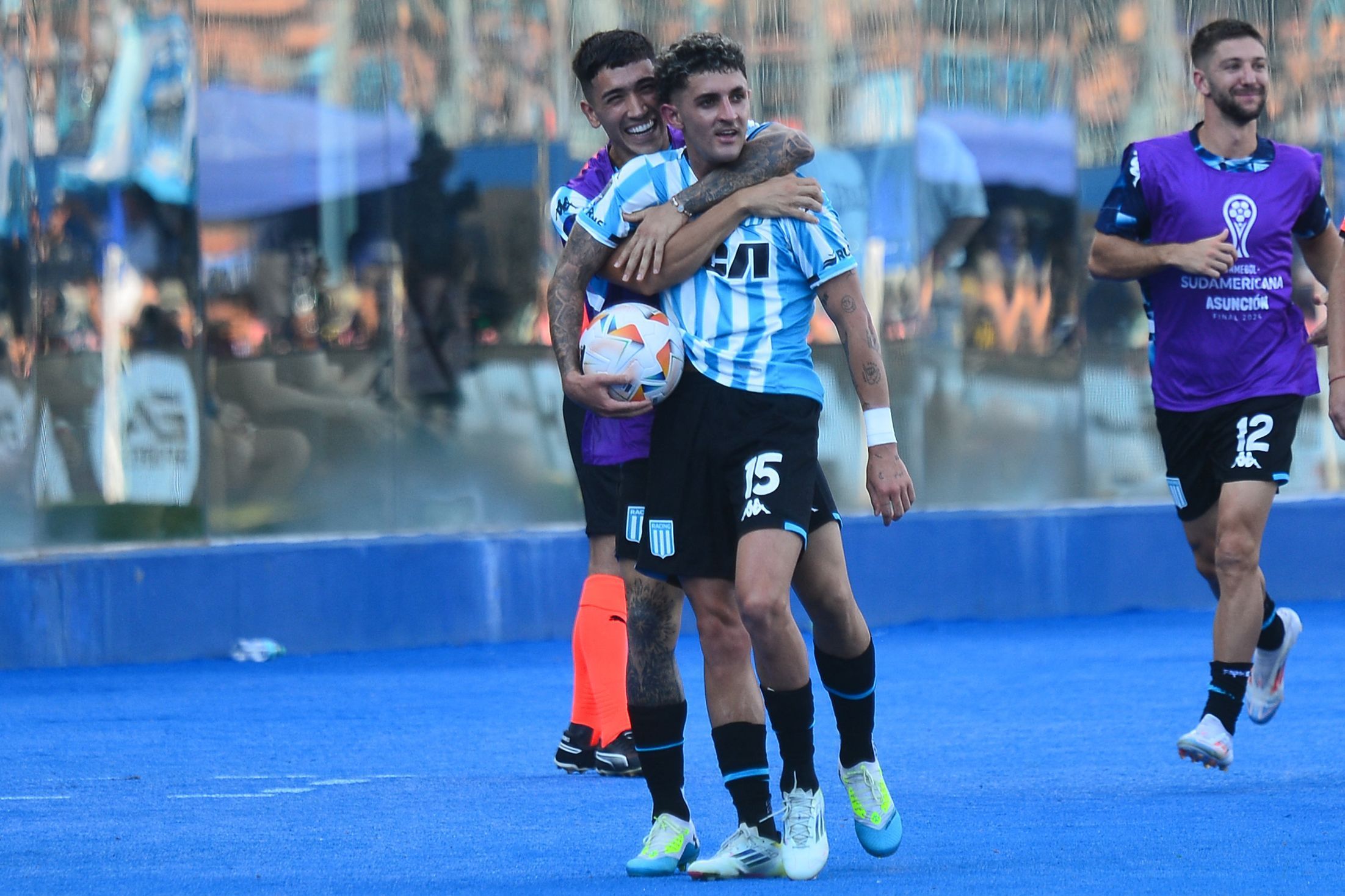 Racing garante premiação milionária com título da Sul-Americana