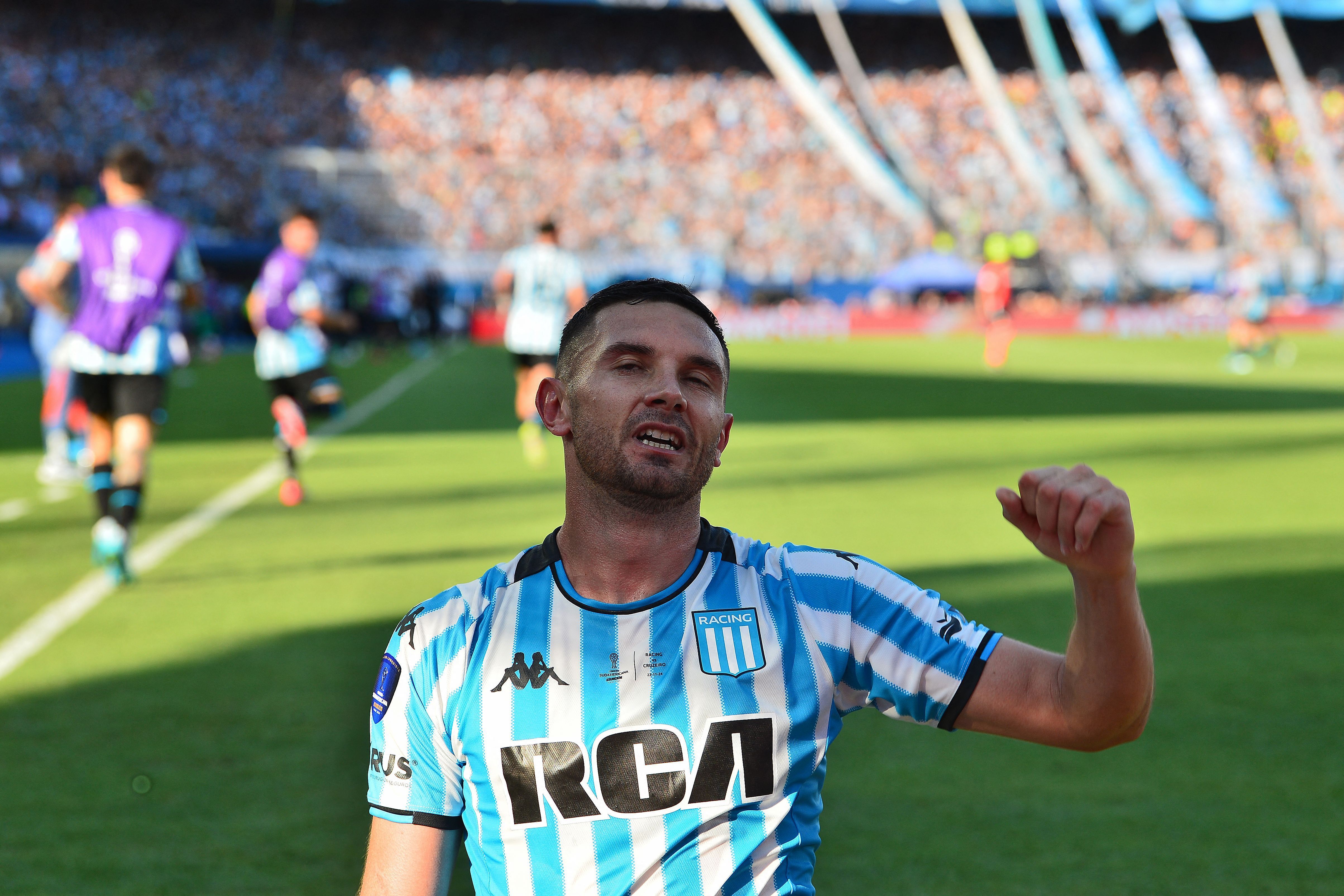Adrian Martinez, do Racing, marca na final e termina como artilheiro isolado da Sula
