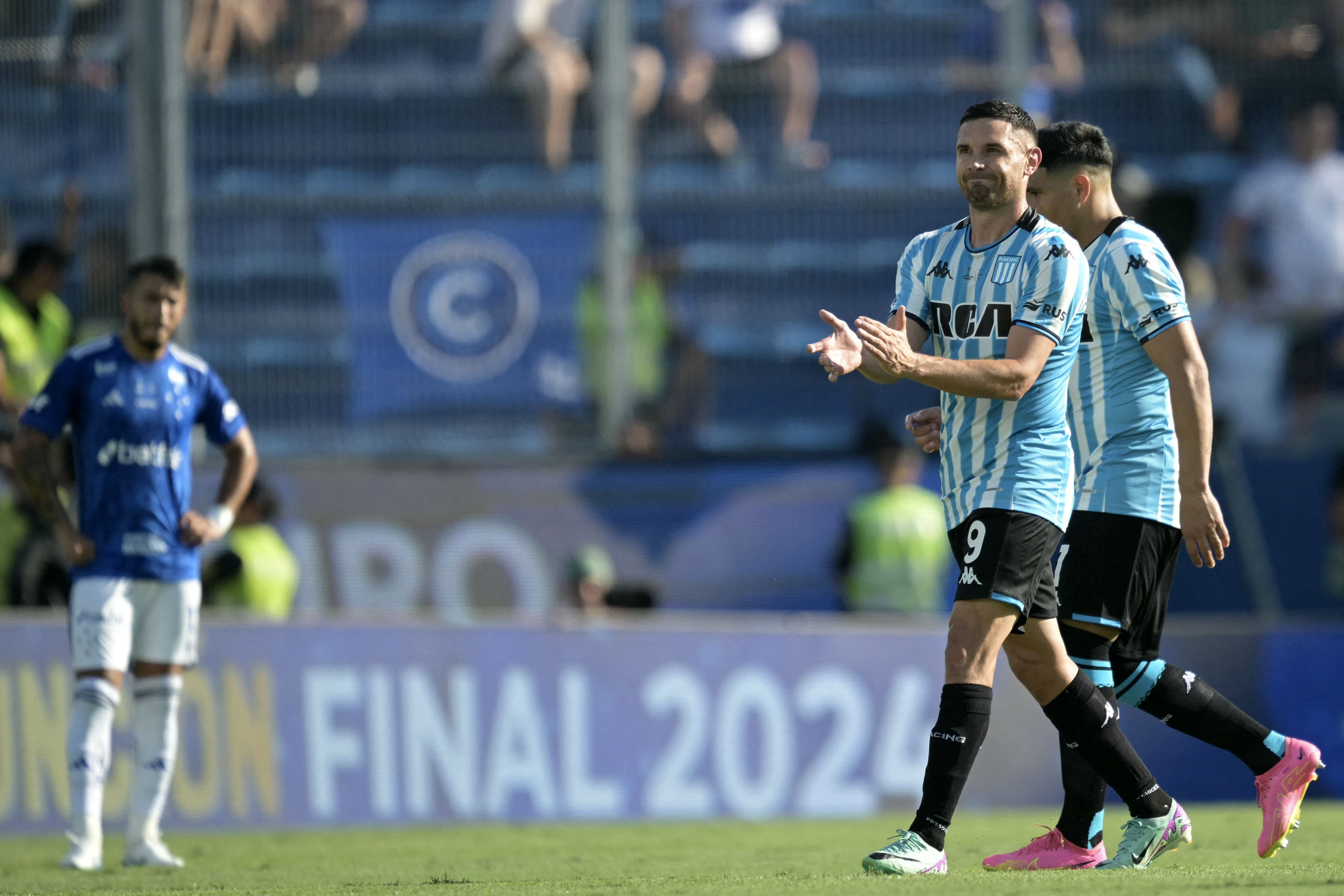 Racing entra para seleta lista após título sobre o Cruzeiro na Sul-Americana