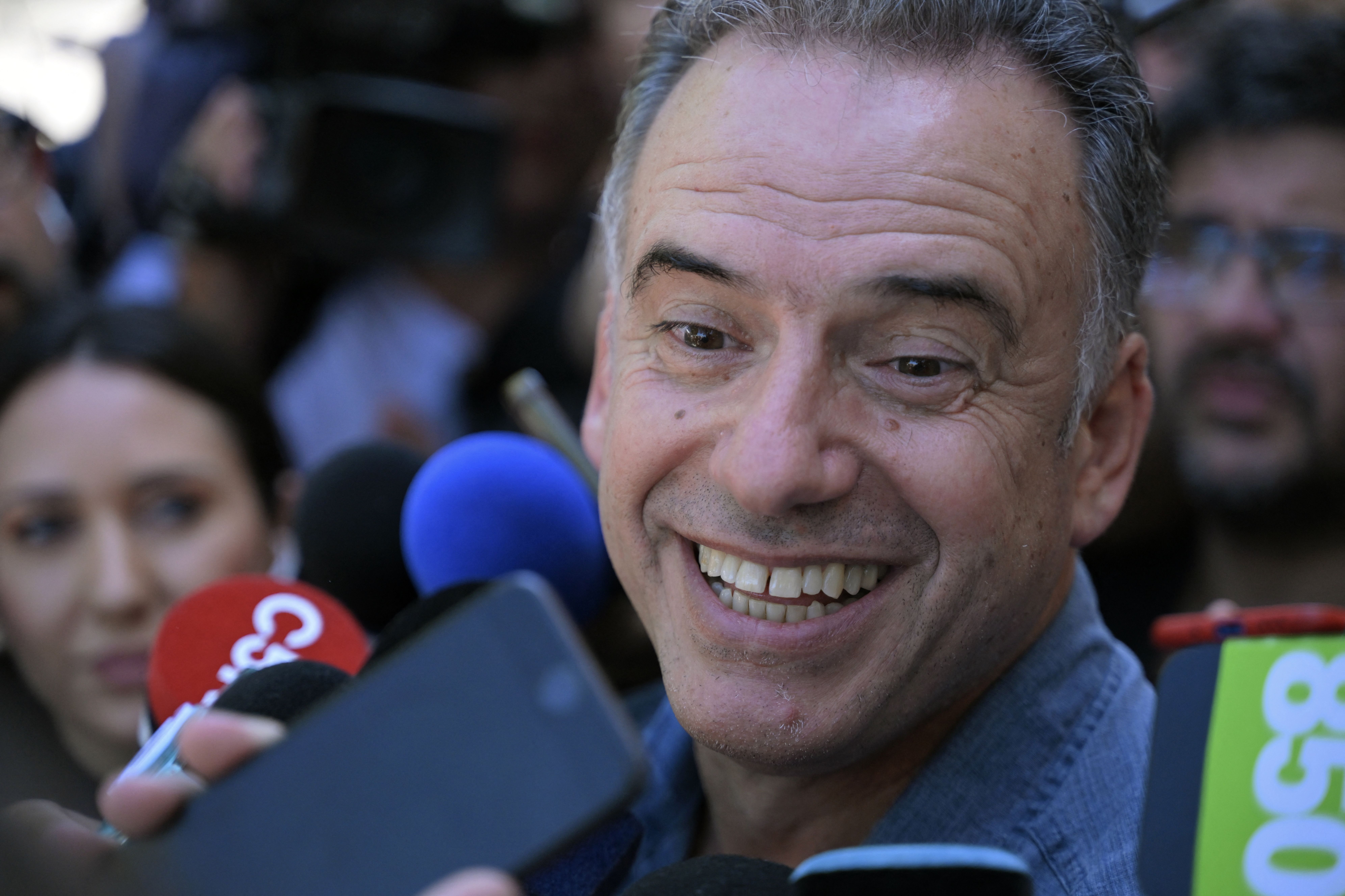 Eleições presidenciais no Uruguai: Projeções apontam para vitória do esquerdista Yamandú Orsi