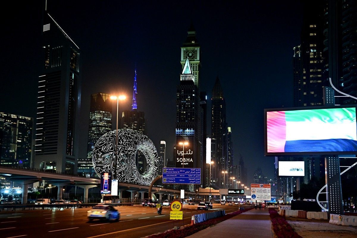 Super-ricos de Dubai pagam fortunas para fugir da guerra no Oriente Médio