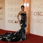 Atriz relata ter sido agredida por segurança durante Oscar 2026; vídeo