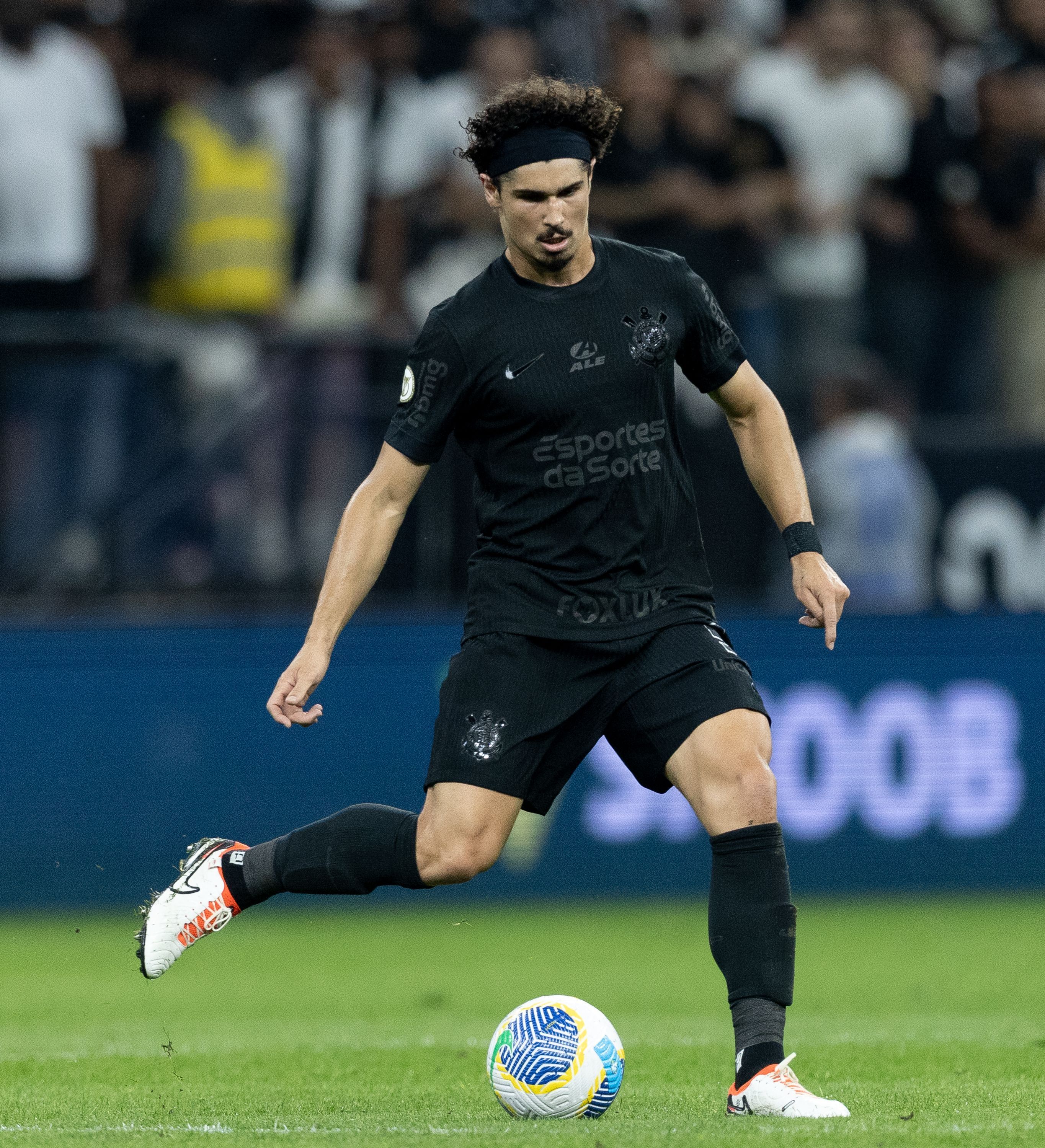 André Ramalho revela preocupação com possível lesão em vitória do Corinthians
