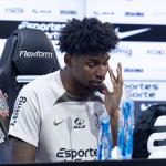 'Agora sou Timão': Hugo concede entrevista emocionante pós permanência no Corinthians