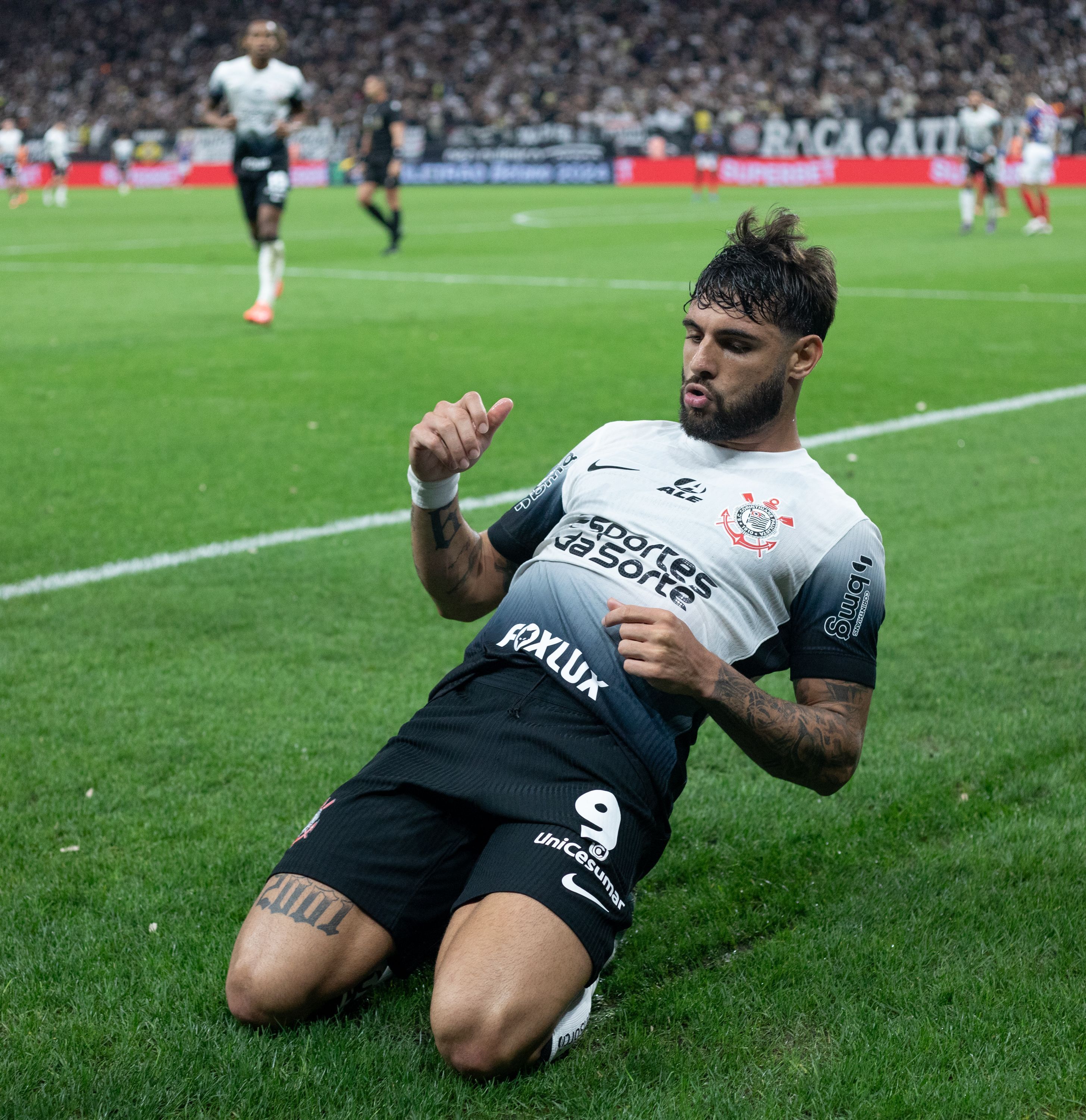 Presidente do Corinthians volta a descartar venda de Yuri Alberto
