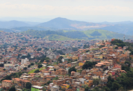 Aglomerado da Serra: pré-cadastro para reformar casas começa sábado