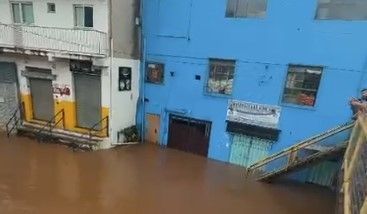 Fotos e vídeo: Veja como ficou Raposos-MG após o Rio das Velhas atingir 5 metros e transbordar