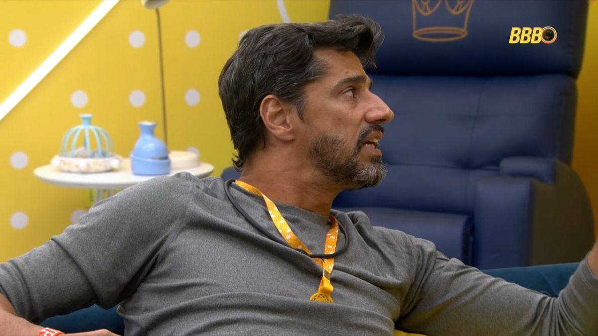 Cowboy trama contra Marciele e raciona comida no BBB 26: ‘Não vou comprar’