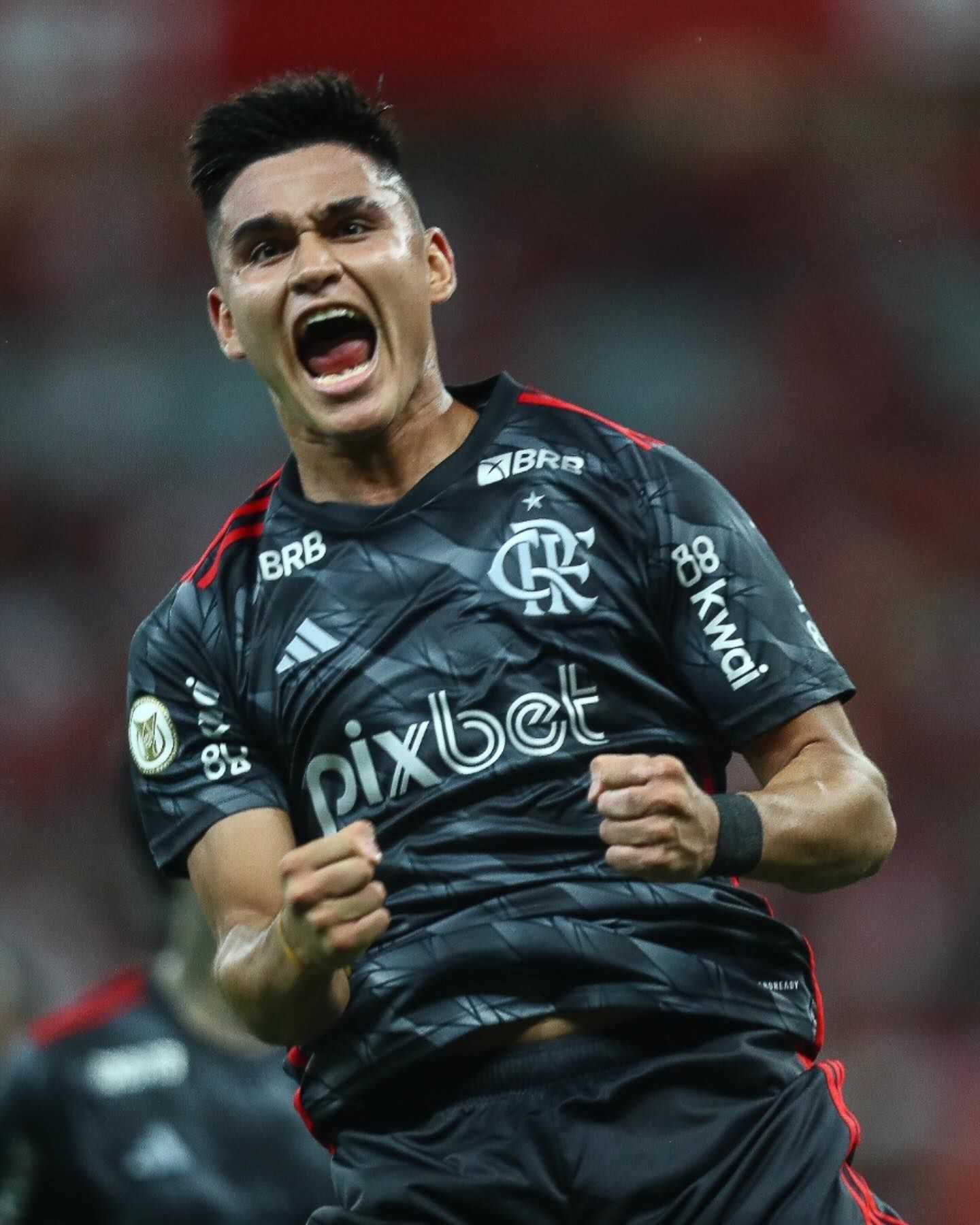 Flamengo detalha valores de reforços; Alcaraz é o mais caro da história do clube