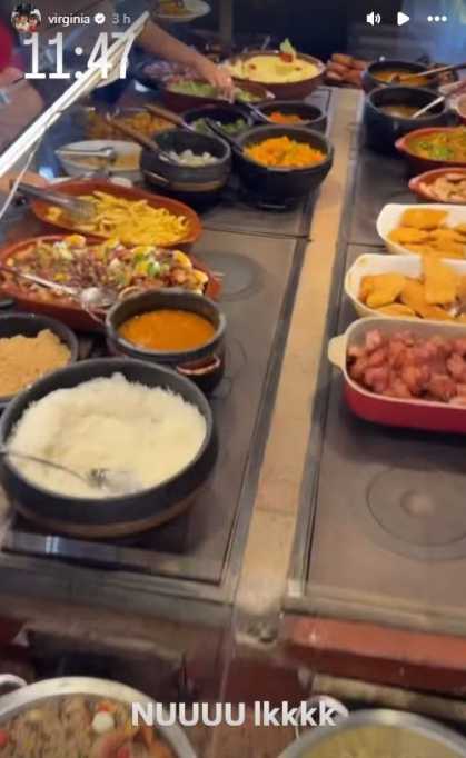 Virginia Fonseca almoçou comida mineira