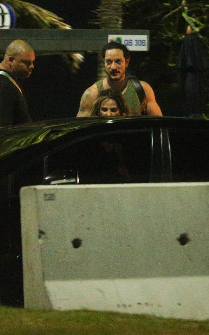 Participantes do Dança dos Famosos curtem madrugada no Rio