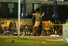 Participantes do Dança dos Famosos curtem madrugada no Rio