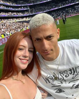 Richarlison e Amandinha em primeiro post juntos