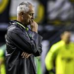 Escalação do América: Lisca promove mudança para enfrentar a Ponte Preta