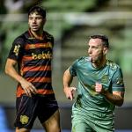 América vence Sport, de Pepa, e ganha sobrevida na briga por acesso na Série B