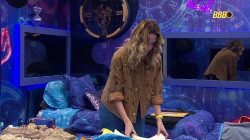 Ana Paula se irritou com figurino