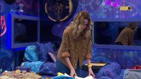 Ana Paula se irritou com figurino
