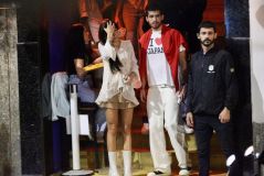 Aniversário de Maísa em boate contou com a presença de famosos