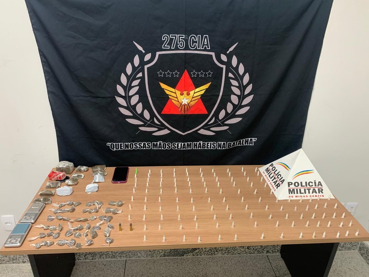 Jovem é preso com cocaína e maconha em Coronel Fabriciano