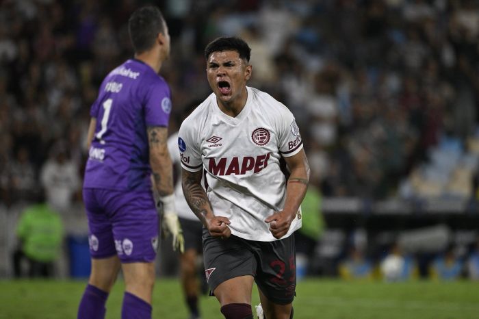 Fluminense x Lanús: Aquino vibra com o gol marcado no Maracanã